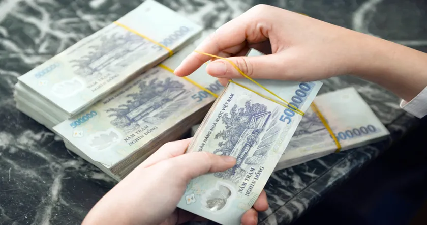 Số tiền vay lớn