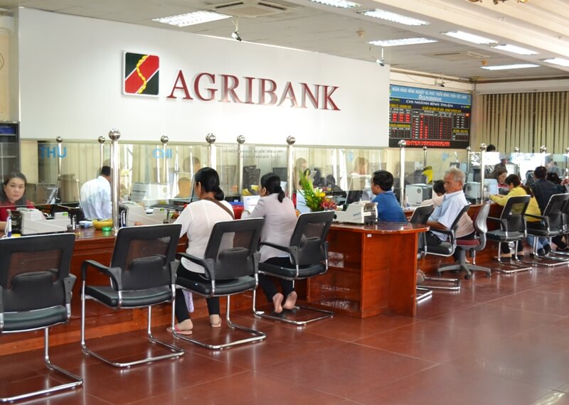 Khi vay tiền ngân hàng Agribank, bạn có thể yên tâm về độ uy tín với lãi suất vô cùng hấp dẫn